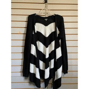 Charlotte Russe Black White Chevron‎ Knit Open Front Cardigan Sweater